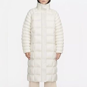 Nike Womens Therma-FIT Oversized Puffer PrimaLoft®
Jacket/Coat White | NEW❄️